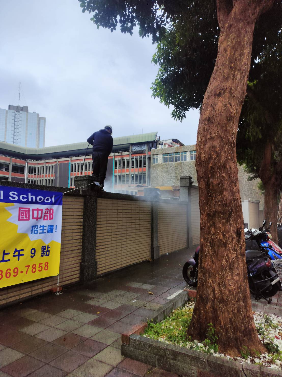 學校高壓清洗